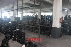 凌揚(YIANG)MD5030XZHFXB指揮車用的奔馳272924發(fā)動機的配件及維修