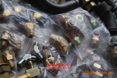 五洲龍FDG5126XTJ1醫療體檢車用的玉柴YC4G220-30發動機的保養及配件