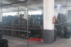 程力威CLW5120GPS4綠化噴灑車用的康明斯ISDe140 40發動機的修理及配件