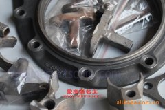 北重電BZD5162XLCBQ冷藏車用的康明斯ISDe160 30發(fā)動機的配件及維修