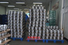 正康宏泰HHT5310XXY廂式運(yùn)輸車用的中國重汽WD615.69發(fā)動(dòng)機(jī)的配件及大修