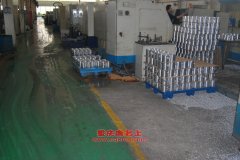 奔馬BM2310低速貨車用的全柴QC480Q(DI)發動機的配件及修理