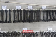 綠葉JYJ5040TPBD平板運輸車用的康明斯ISF3.8s4141發(fā)動機的保養(yǎng)及配件