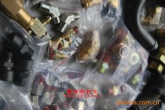 東風(fēng)DFL5250XXBA3軟頂廂式運(yùn)輸車(chē)用的康明斯C325 20發(fā)動(dòng)機(jī)的修理及配件