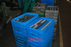 東風EQ5100GXE9AD3真空吸糞車用的康明斯ISDe140 30發動機的保養及配件