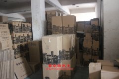 解放CA5123XXYP9K2L4蓬式運輸汽車用的一汽CA4DF2-13發動機的配件及維修