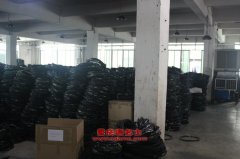 云河集團CYH5241CCQAX33倉柵式運輸車用的康明斯ISDe270 30發動機的保養及配件