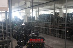 新飛XKC5313GNY4D鮮奶運輸車用的康明斯ISDe270 40發動機的配件及修理