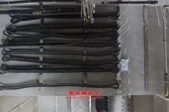 華神DFD5312CCQ倉柵式運(yùn)輸車用的康明斯L290 30發(fā)動(dòng)機(jī)的配件及大修