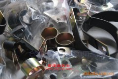 福田BJ5313VPCJJ-8蓬式運輸汽車用的上柴SC8DK240Q3發動機的配件及保養