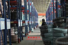 亞星YBL6115H1E3客車用的玉柴YC6G270-30發(fā)動機(jī)的配件及維修