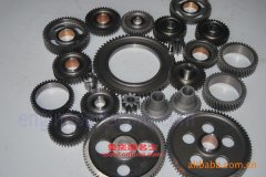 春洲JNQ6100DK1客車用的玉柴YC6G240-30發動機的配件及大修