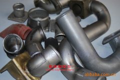 申龍SLK6128F53W臥鋪客車用的玉柴YC6L330-30發動機的配件及大修