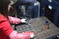 解放CA3310P2K2L6T4NA80平頭天然氣自卸汽車用的濰柴WP10NG300E30發動機的配件及大修